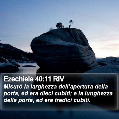 Ezechiele 40:11 RIV Bible Verse Image