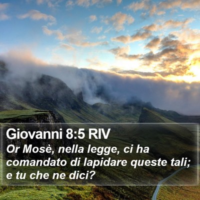 Giovanni 8:5 RIV Bible Verse Image