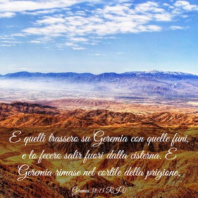Picture 03 - Geremia 38:13 RIV - E quelli trassero su Geremia con quelle funi, e - Bible Verse Picture