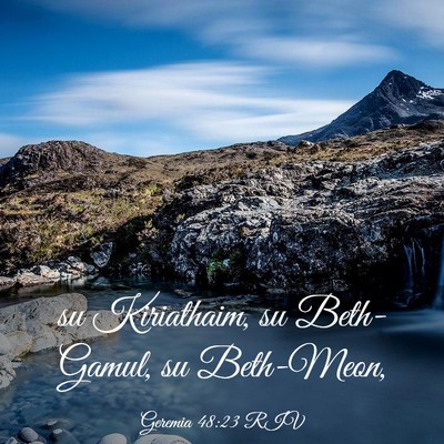 Picture 03 - Geremia 48:23 RIV - su Kiriathaim, su Beth-Gamul, su - Bible Verse Picture