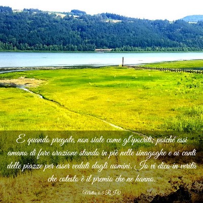 Picture 03 - Matteo 6:5 RIV - E quando pregate, non siate come gl’ipocriti; - Bible Verse Picture